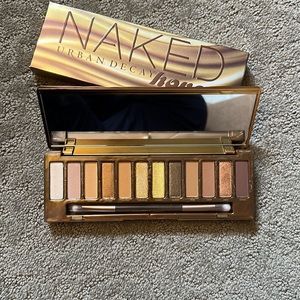NIB UD Naked Honey Palette